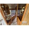 Image 23 : 1990 FORD F350 TRIPLE E 30 FT. MOTORHOME