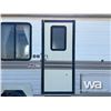 Image 13 : 1992 RUSTLER 271 27 FT. 5TH WHEEL TRAVEL TRAILER