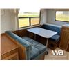 Image 16 : 1992 RUSTLER 271 27 FT. 5TH WHEEL TRAVEL TRAILER