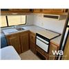 Image 17 : 1992 RUSTLER 271 27 FT. 5TH WHEEL TRAVEL TRAILER