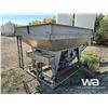 Image 3 : PRECISION GIANT SYSTEMS FERTILIZER HOPPER
