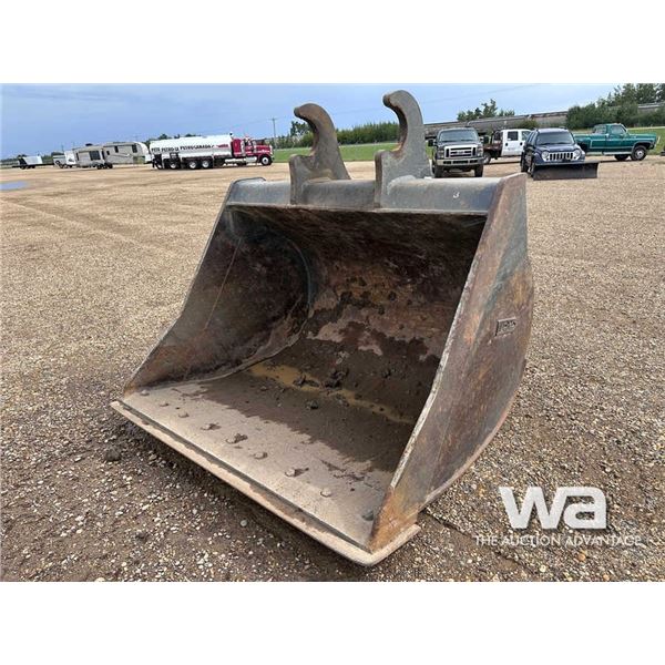SWS 70 IN. CLEAN OUT BUCKET