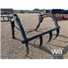 Image 2 : BUCKET GRAPPLE TO FIT KUBOTA  FEL