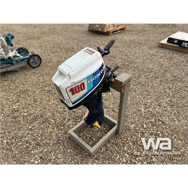10 HP. HONDA OUTBOARD MOTOR