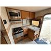 Image 11 : 2008 OKANAGAN 9 FT. TRUCK CAMPER