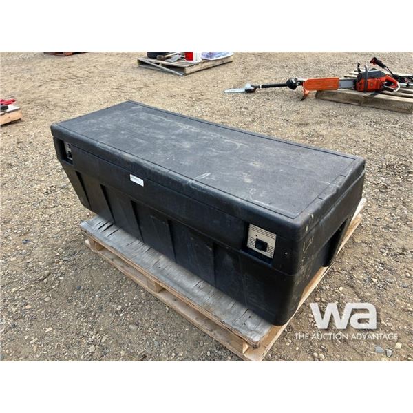 POLY BLACK TOOL BOX & VEHICLE COVER