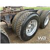 Image 27 : 2018 KENWORTH T800 TRI DRIVE SLEEPER TRUCK TRACTOR