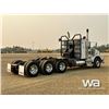 Image 3 : 2016 KENWORTH T800 TRI DRIVE TRUCK TRACTOR