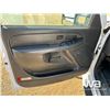 Image 17 : 2005 CHEVROLET 3500HD CREW CAB DUALLY PICKUP