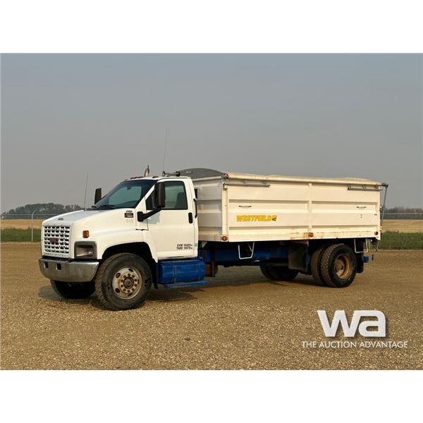 2003 GMC C7500 S/A GRAIN TRUCK