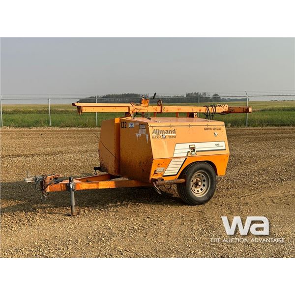 ALLMAND MAXI-LITE 20330 20 KVA LIGHT TOWER
