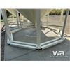 Image 3 : MERIDIAN 1620 SMOOTH WALL FERTILIZER HOPPER BIN
