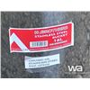 Image 5 : 380 L PLASTIC FEEDER & 5 BUCKETS