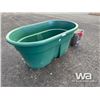 Image 2 : 380 L PLASTIC FEEDER & 5 BUCKETS