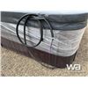 Image 10 : LA-Z-BOY SPA HOT TUB