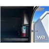 Image 10 : CUSTOM ALUMINUM TRUCK TOPPER