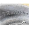 Image 5 : (4) TREADURA 11L-15 IMPLEMENT TIRES