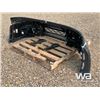 Image 3 : TRUCK BUMPER