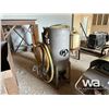 Image 2 : 2014 MODUBLAST SAND BLASTING POT & HOSE