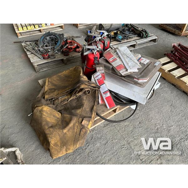 FIRE EXTINGUISHERS, MIG GUN