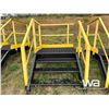Image 3 : STEEL 3 STAIR STEP & LANDING