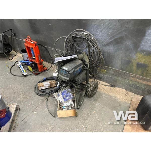 ULTRA MAX II 695 AIR PAINT SPRAYER & GUN