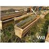 Image 4 : (2) WOOD FEEDERS