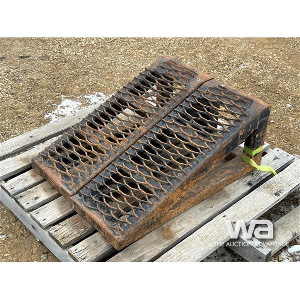 SET OF METAL DOLLY RAMPS