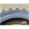 Image 4 : TITAN 13.6-28 TRACTOR TIRE & 18.4-34 TIRE & RIM