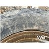 Image 5 : (2) 245/70 R19.5 TIRES & RIMS
