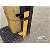 Image 5 : STEEL STAND