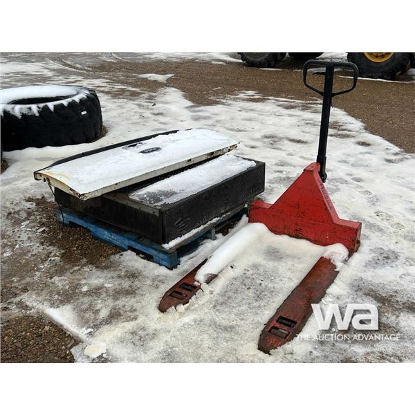FORD TAIL GATE, WOOD TOOL BOX