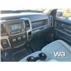 Image 10 : 2015 DODGE RAM 5500HD CREW CAB FLATBED TRUCK