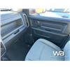 Image 9 : 2015 DODGE RAM 5500HD CREW CAB FLATBED TRUCK