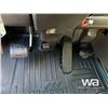 Image 14 : 2008 KENWORTH T800 T/A SLEEPER WINCH TRACTOR
