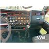 Image 9 : 2008 KENWORTH T800 T/A SLEEPER WINCH TRACTOR