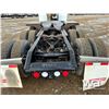 Image 36 : 2018 KENWORTH T800 TRI DRIVE SLEEPER TRUCK TRACTOR