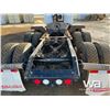Image 35 : 2018 KENWORTH T800 TRI DRIVE SLEEPER TRUCK TRACTOR