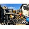 Image 22 : 2011 KENWORTH T800 TRI DRIVE SLEEPER TRUCK TRACTOR