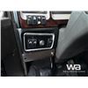Image 13 : 2014 KENWORTH T800 TRI DRIVE SLEEPER TRUCK TRACTOR