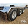 Image 29 : 2014 KENWORTH T800 TRI DRIVE SLEEPER TRUCK TRACTOR
