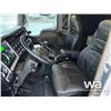 Image 6 : 2014 KENWORTH T800 TRI DRIVE SLEEPER TRUCK TRACTOR