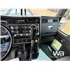 Image 10 : 2016 KENWORTH W900 T/A SLEEPER TRUCK TRACTOR
