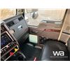 Image 9 : 2018 KENWORTH T800 TRI DRIVE SLEEPER CAB & CHASSIS