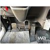 Image 13 : 2013 PETERBILT 367 TRI DRIVE SLEEPER CAB & CHASSIS