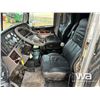 Image 6 : 2013 PETERBILT 367 TRI DRIVE SLEEPER CAB & CHASSIS