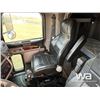Image 7 : 2013 PETERBILT 367 TRI DRIVE SLEEPER CAB & CHASSIS