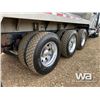 Image 34 : 2018 KENWORTH T800 TRI DRIVE SLEEPER TANK TRUCK