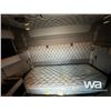 Image 18 : 2013 KENWORTH T800 TRI DRIVE SLEEPER TANK TRUCK