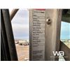 Image 6 : 2013 KENWORTH T800 TRI DRIVE SLEEPER TANK TRUCK
